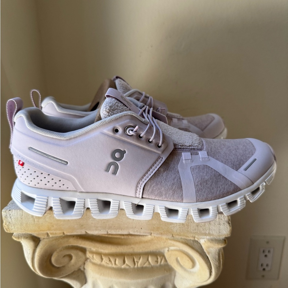 On Running Cloud Sneakers in Light Pink and White